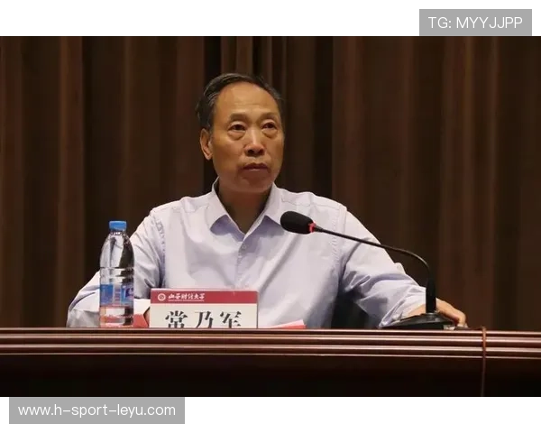 举重俱乐部携手高校设奖学金，举重冠军的奖金是多少人民币