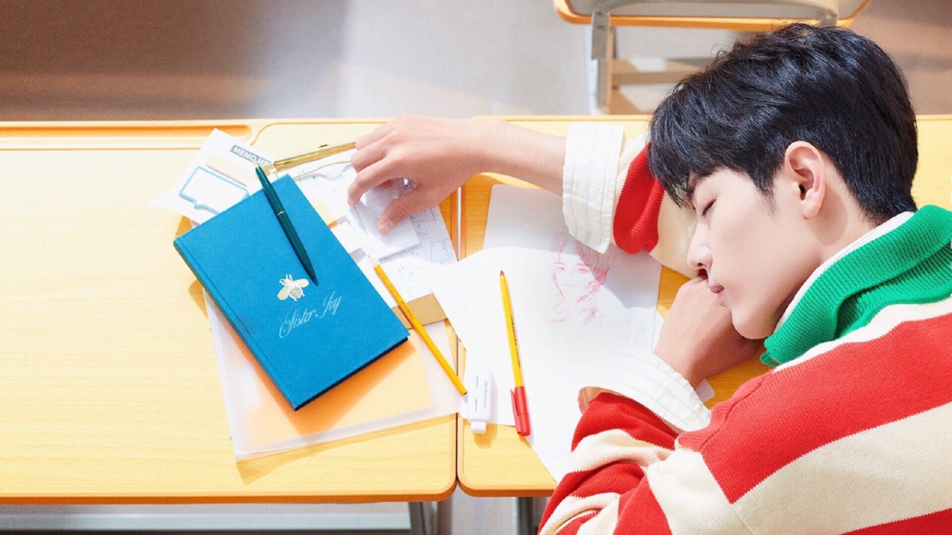 都灵通过前压迫使对手频繁失误，都灵前锋